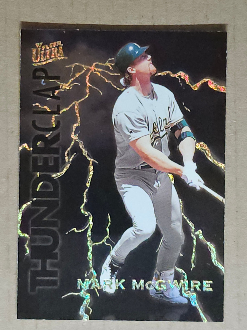 1997 Ultra #3 Mark McGwire Thunderclap
