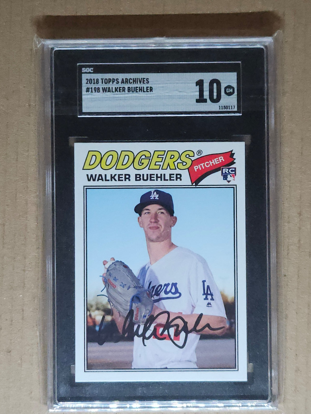 2018 Topps Archives #198 Walker Buehler SGC 10