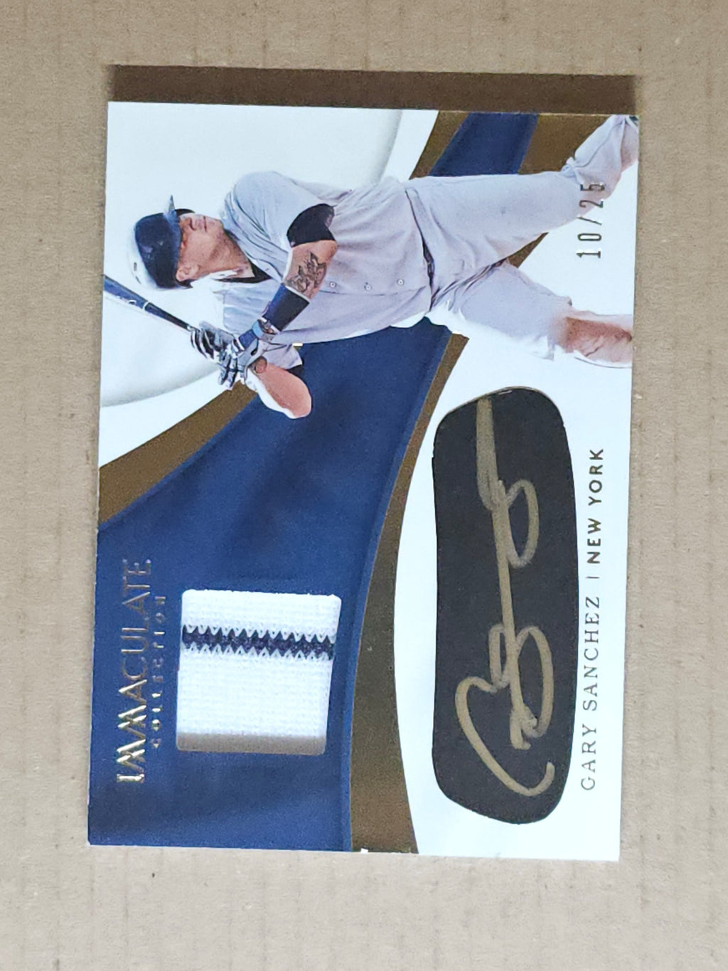 2017 Immaculate #EBMS-GS Gary Sanchez Immaculate Carbon Material Signatures #/25